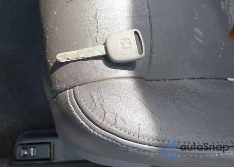 2006 Honda Accord 3.0 Ex из США, поврежденный, VIN 1HGCM66526A016762